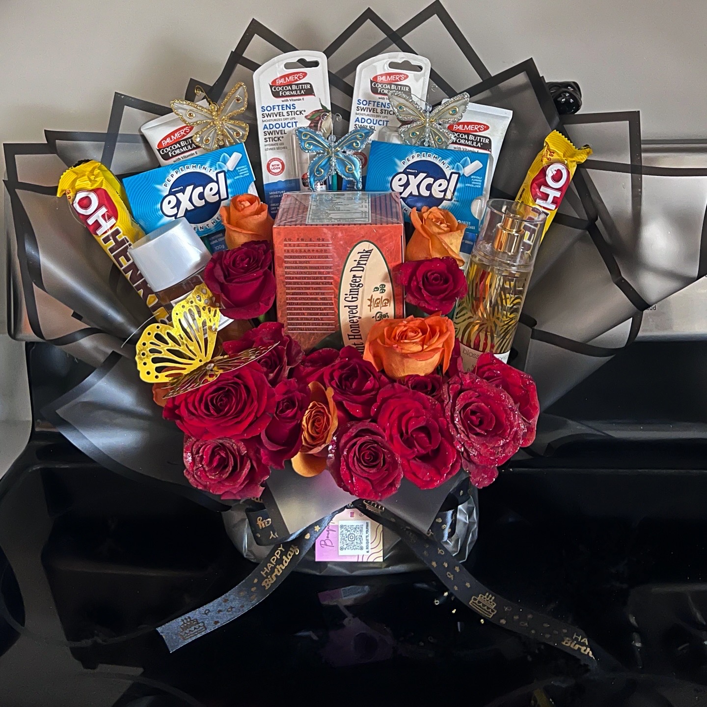 Bouquet arrangement