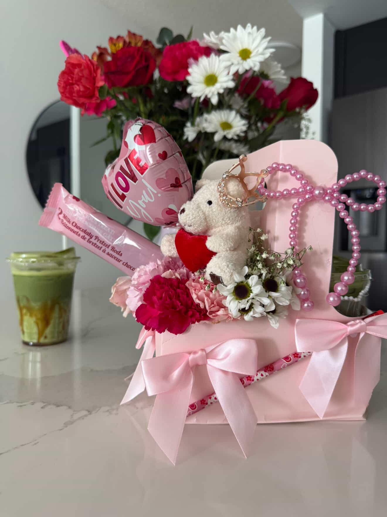 Bouquet arrangement