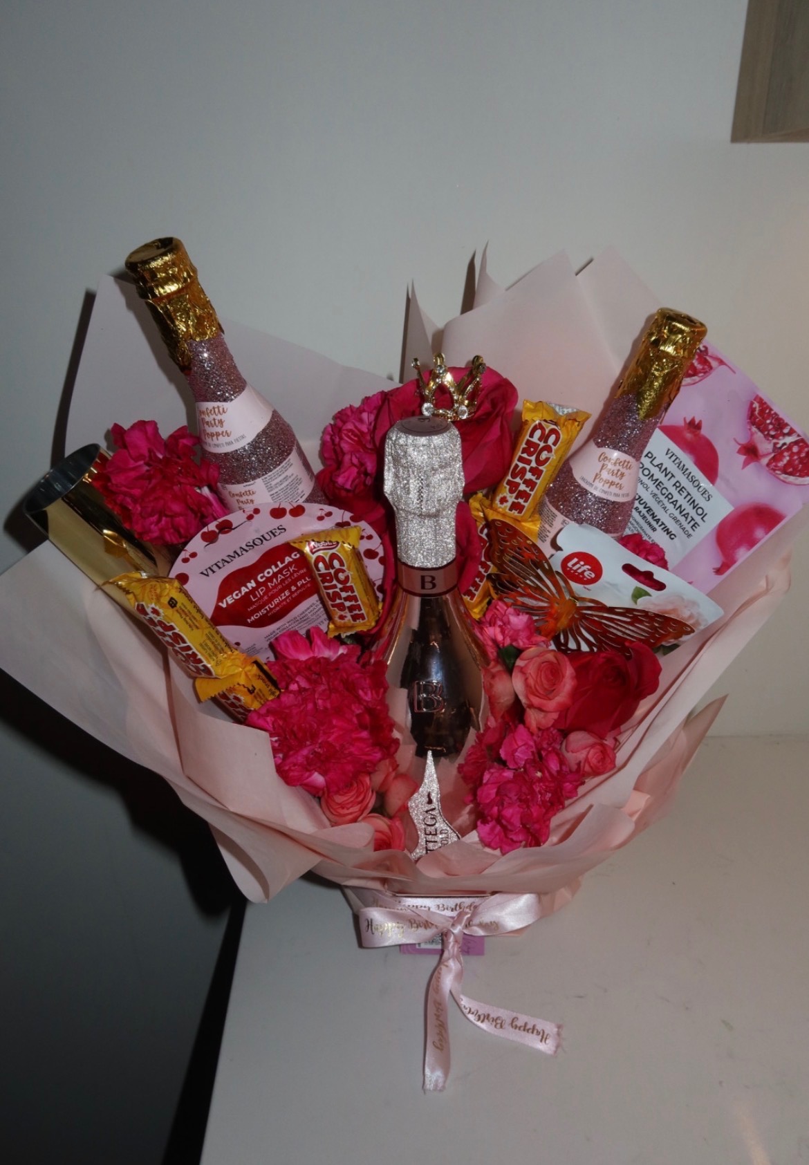 Bouquet arrangement